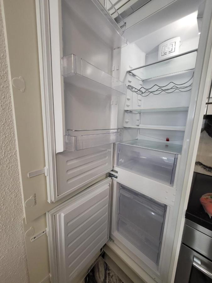 2 Bedrooms Flat + Balcony + Parking At Las Canteras Beach Las Palmas de Gran Canaria Luaran gambar