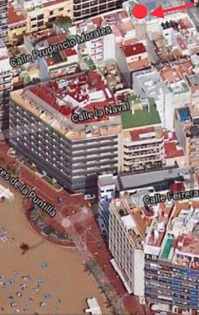 2 Bedrooms Flat + Balcony + Parking At Las Canteras Beach Las Palmas de Gran Canaria Luaran gambar