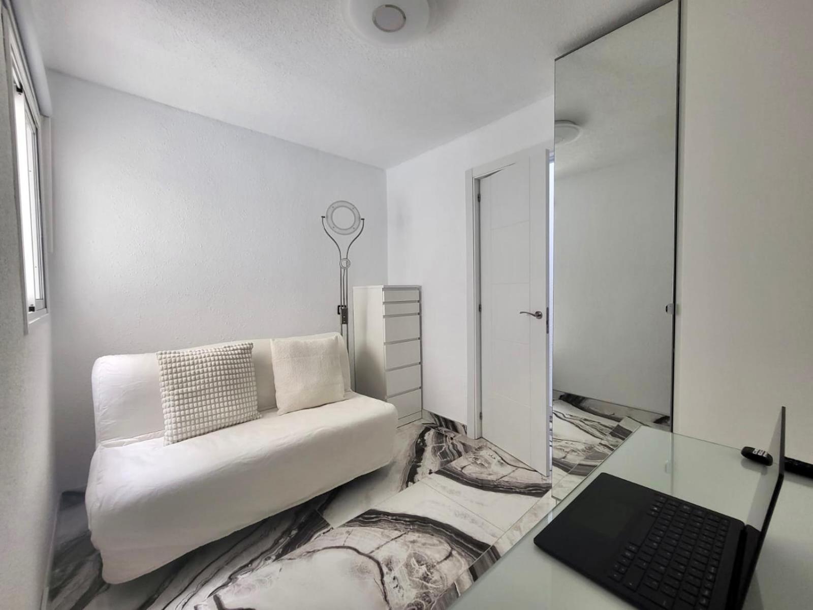 2 Bedrooms Flat + Balcony + Parking At Las Canteras Beach Las Palmas de Gran Canaria Luaran gambar