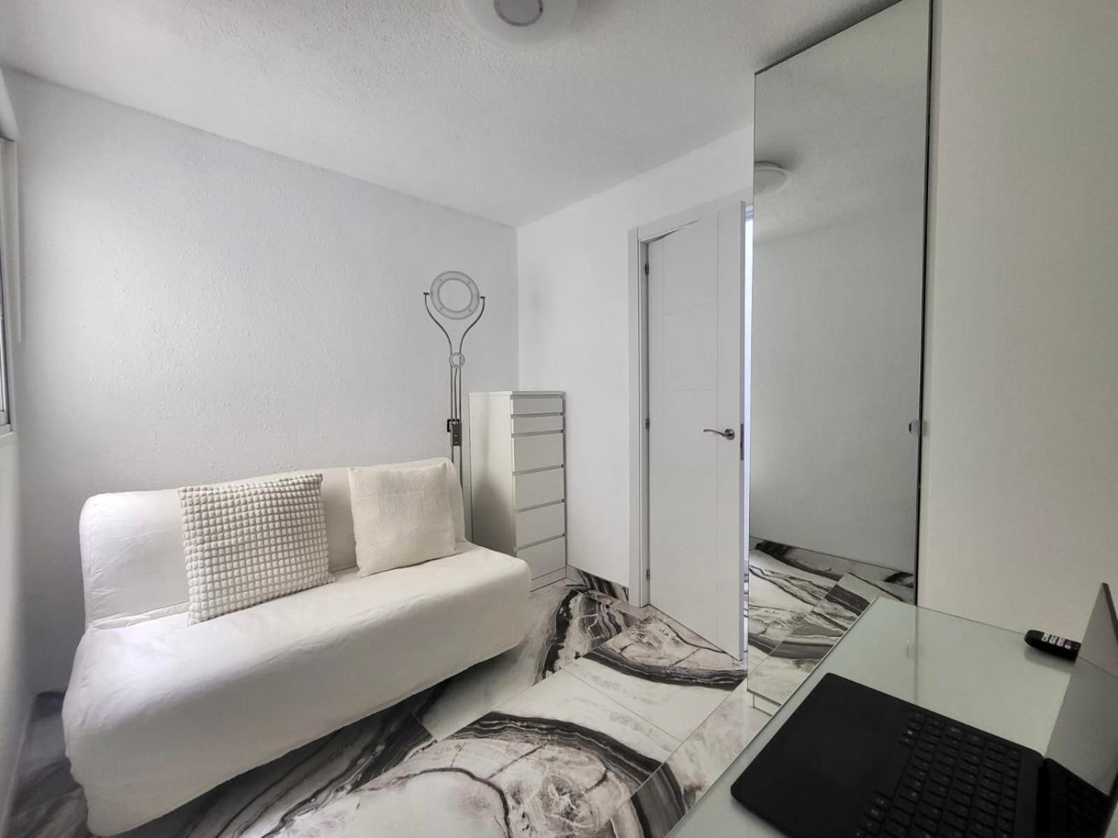 2 Bedrooms Flat + Balcony + Parking At Las Canteras Beach Las Palmas de Gran Canaria Luaran gambar