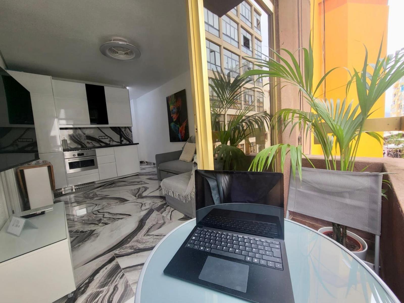 2 Bedrooms Flat + Balcony + Parking At Las Canteras Beach Las Palmas de Gran Canaria Luaran gambar