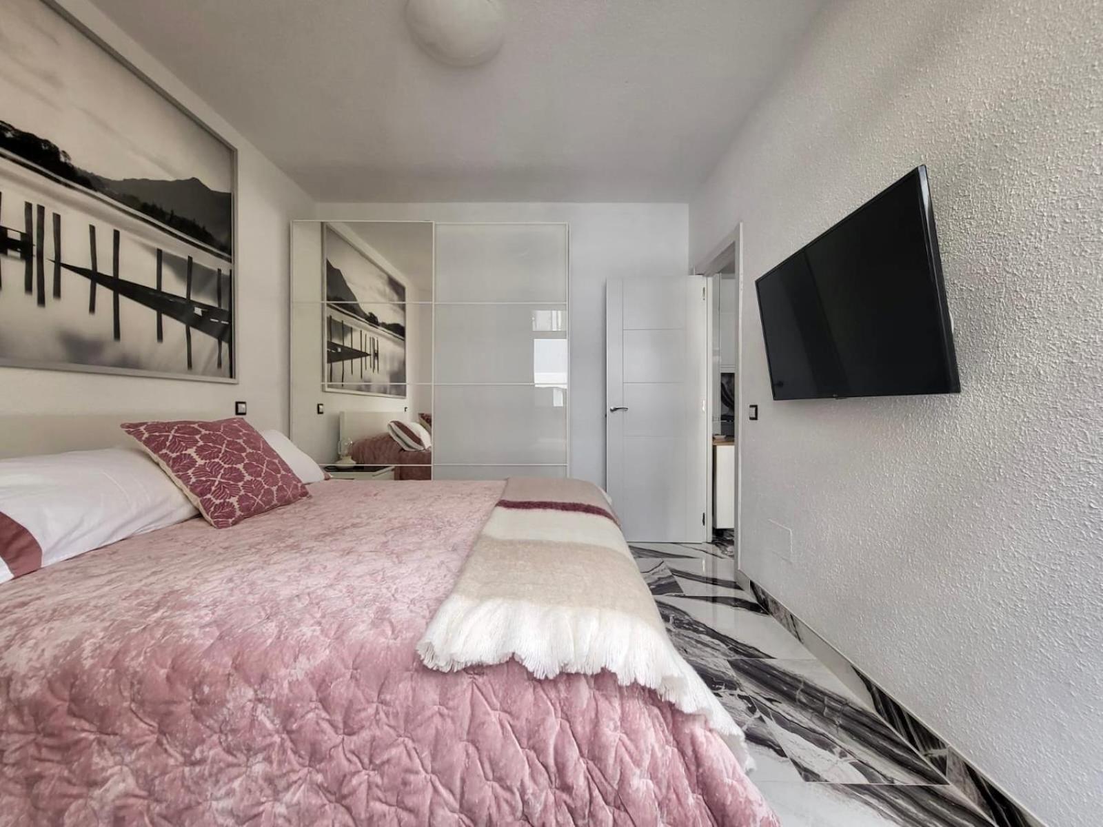 2 Bedrooms Flat + Balcony + Parking At Las Canteras Beach Las Palmas de Gran Canaria Luaran gambar
